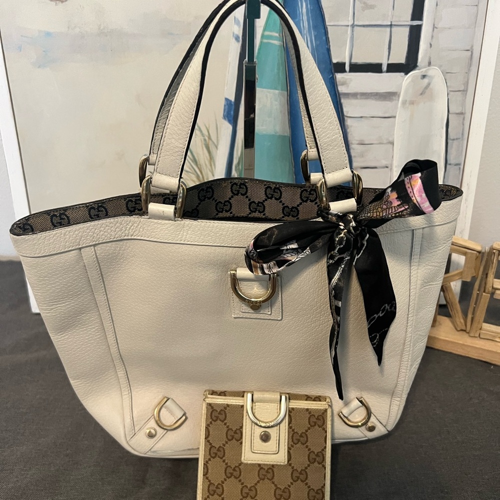 Gucci Abbey Cream Tote Bag and wallet set